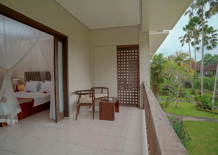 Resort Pertiwi &