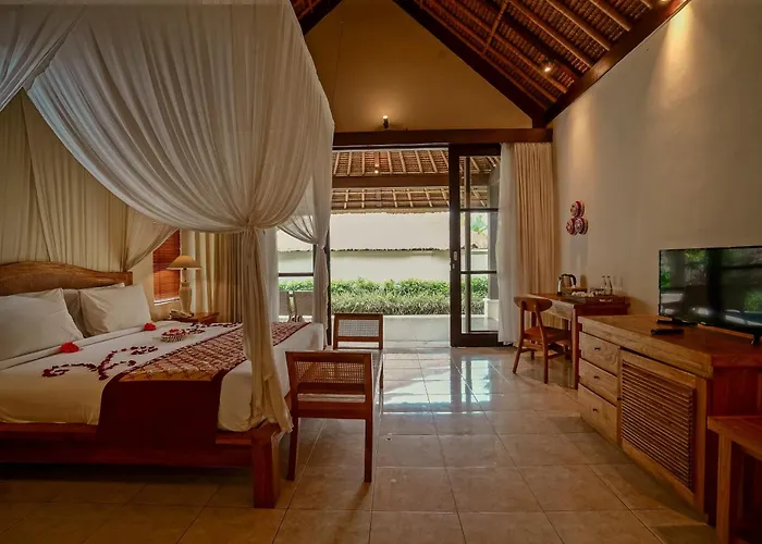 Resort Pertiwi &