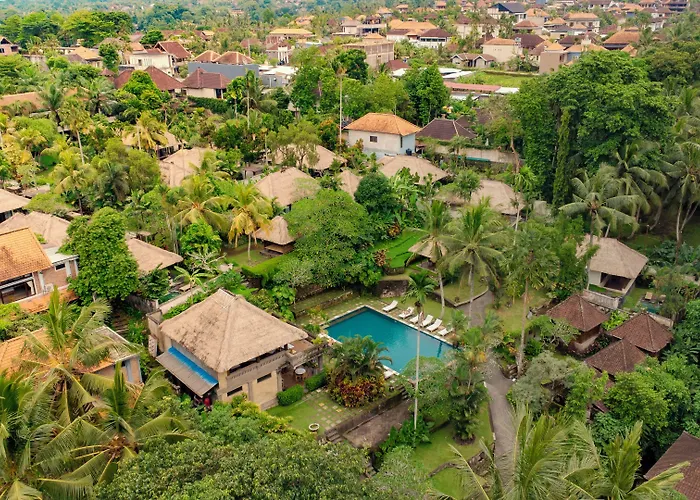 Resort Pertiwi & 3*